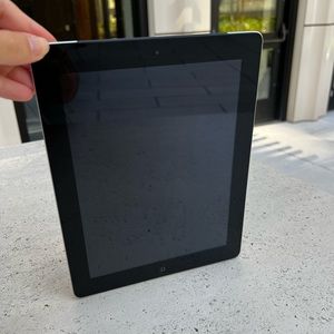 Apple IPad 3rd generation 64GB model A1403